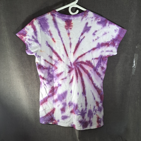 Handmade White with Various Purple Twisted Tie Dye Graphic Tee NWOT L - Picture 2 of 7